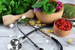 معرفی ۱۰۰ فرآورده سنتی در سالجاری/تسهیل مسیر تولید و صادرات در دستور کار سازمان غذا و دارو
