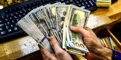 دلار همچنان قیمت ندارد