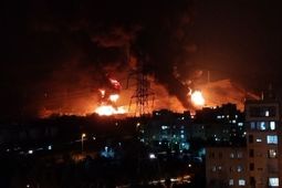 انبار نفت شهران و یک مخزن سوخت در جنوب تهران هدف حمله قرار گرفت