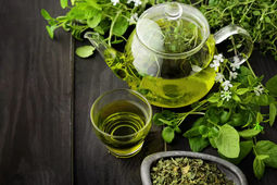 چه کسانی نباید چای سبز بخورند؟