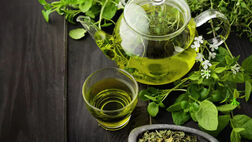 چه کسانی نباید چای سبز بخورند؟