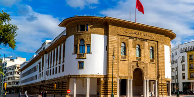 بانکداران مراکشی برای جذب مشتریان بیشتر به سراغ این راهکارها می روند 