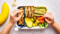 تغذیه سالم در میانسالی، سپری مؤثر در برابر زوال مغز
