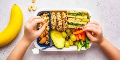 تغذیه سالم در میانسالی، سپری مؤثر در برابر زوال مغز
