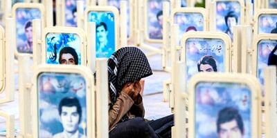افزایش ۵۵ درصدی حقوق والدین خانواده‌ شهدا
