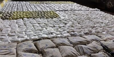 کشف ۳۰ کیلو و ۵۵۶ گرم مواد مخدر توسط ماموران گمرک بازرگان
