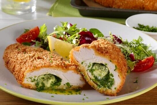 کیوسکی مرغ؛ غذای اروپای شرقی اما محبوب در سراسر دنیا
