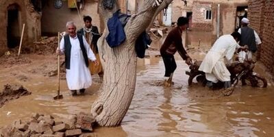 جان باختن ۴۰۰ نفر در سیلاب‌های اخیر افغانستان
