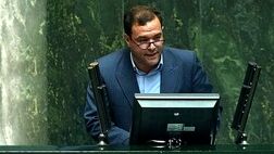 کشاورزان زحمتکش فاقد هرگونه بیمه و امکانات رفاهی و آسایش هستند