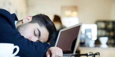 با این خوراکی‌ها در خواب کالری بسوزانید
