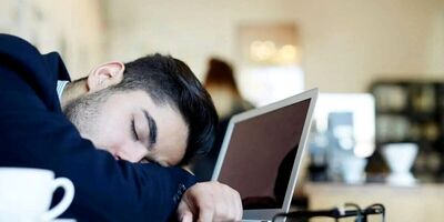 با این خوراکی‌ها در خواب کالری بسوزانید
