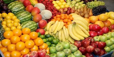 ذخیره‌سازی میوه شب یلدا در حال انجام است