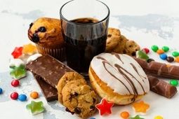 نوشابه مضرتر است یا شکلات؟
