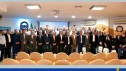 آیین تجلیل از بازنشستگان بیمه آسیا برگزار شد
