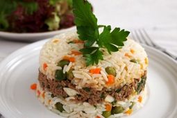 اروز تاپادو؛ پلو اسپانیایی که ۲۰ دقیقه ای حاضر می شود
