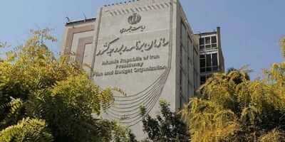 علت تأخیر در پرداخت حقوق معلمان، عبور هزینه‌ها از سقف قانونی بود