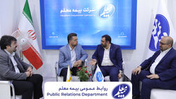 بازدید مدیرکل روابط عمومی بیمه مرکزی از غرفه بیمه معلم در نمایشگاه آسانسور