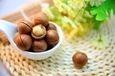 ترشی فندق؛ چاشنی خوشمزه غنی از پروتئین و فیبر
