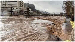 هیچ یک از محورهای دارای بارش مسدود نیست
