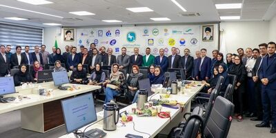 برگزاری آئین تجلیل از خبرنگاران صنعت بیمه در سندیکای بیمه گران ایران
