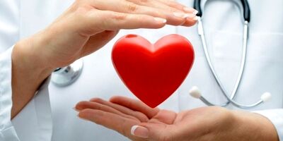 بیمه ها نقش 30 درصدی در تامین هزینه های سلامت دارند/  طرح تحول نظام سلامت را شکست خورده نمی بینم
