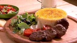 طرز تهیه کته سماقی با کباب تابه ای مخصوص