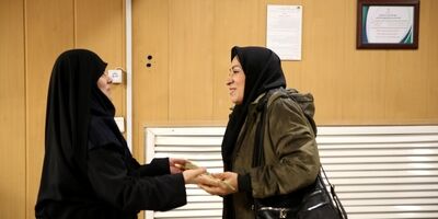 کارشناس بیمه البرز به عنوان کارمند نمونه صنعت بیمه در سال 1404 انتخاب شد
