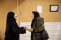 تقدیر از همکاران خانم همزمان با سال روز ولادت حضرت فاطمه زهرا (س) و روز زن
