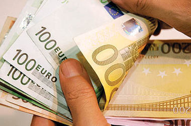  قیمت دلار و یورو مرکز امروز شنبه ۵ اردیبهشت ۱۴۰۵ 