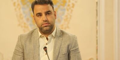 تلاش مناطق آزاد برای جذب گردشگر داخلی و غرب آسیا
