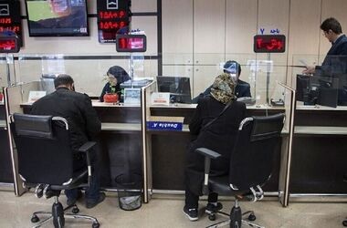 اختلال در ۴ بانک همچنان ادامه دارد