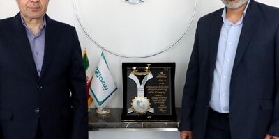 برنامه‌های عملیاتی سال 1402 بیمه دی در همایش سراسری مدیران در مشهد مقدس تبیین شد
