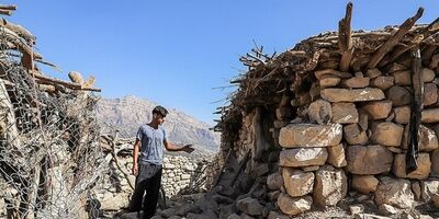 بانک مرکزی پرداخت تسهیلات  تکمیل واحد‌های زلزله زده سی سخت را  ابلاغ نکرد