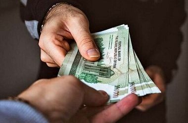 خط فقر جلوتر از دستمزد / افزایش ۷۰ درصدی دستمزد هم کافی نیست