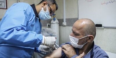 کمتر از ۲۷ میلیون نفر ۳ دوز واکسن کرونا را دریافت کرده‌اند
