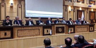 کشور نیازمند اصلاح و بازبینی تصمیمات گذشته خود است / نباید مردم را از خود ناامید کنیم/ تصمیم‌گیران از اتخاذ تصمیمات سخت اما اثرگذار پرهیز می‌کنند