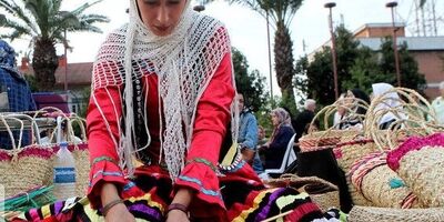 بیش از ۲هزار هنرمند و صنعتگر صنایع دستی بیمه می‌شوند