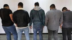 سردی دستبند بر دستان زورگیر ۱۰ فقره‌ای

