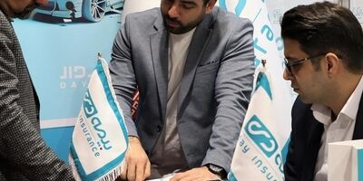 حضور فعال بیمه دی در نمایشگاه طیور
