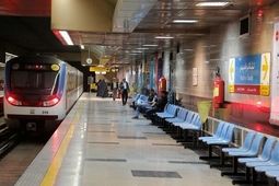 کرایه مترو و اتوبوس در سال ۱۴۰۵ چقدر افزایش می‌یابد؟
