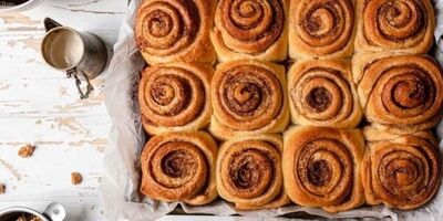 طرز تهیه «رولت دارچین» خوش عطر و خوشمزه خانگی 