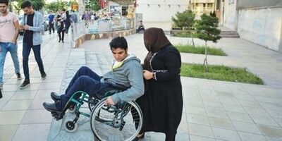 مناسب‌سازی اماکن، معابر و حمل و نقل عمومی برای معلولین
