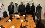 تقدیر از همکاران نوینی نویسنده مقاله برای همایش بیمه و توسعه
