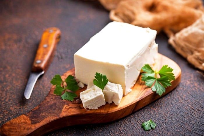 طرز تهیه پنیر خانگی با سرکه + اندازه و نوع سرکه مناسب