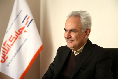 معاون مالی و اداری شرکت بیمه کارآفرین