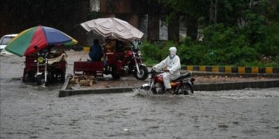 ۱۱ کشته و زخمی بر اثر سیل و طوفان در پاکستان
