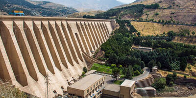 
دریچه‌های تخلیه تحتانی سد لتیان بازگشایی شد