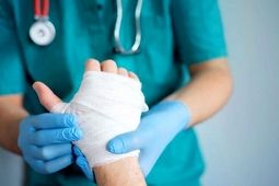 چند اشتباه شایع در مواجهه با سوختگی پوست + راهنمای رسیدگی فوری به سوختگی