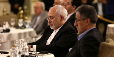 خبرهای خوش ظریف از برجام/ مذاکره برای تضمین روابط بانکی و فروش نفت