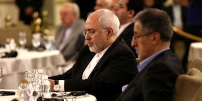 خبرهای خوش ظریف از برجام/ مذاکره برای تضمین روابط بانکی و فروش نفت